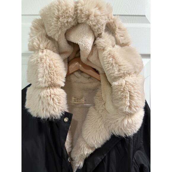 ASA Fashion Group Black and Cream Teddy Jacket Plush Trim and Hood - Picture 7 of 8